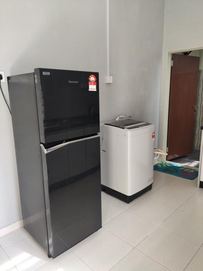 Private Pool Cassa Dinies, Wifi , Bbq,10 Pax Villa Rantau Panjang Bagian luar foto