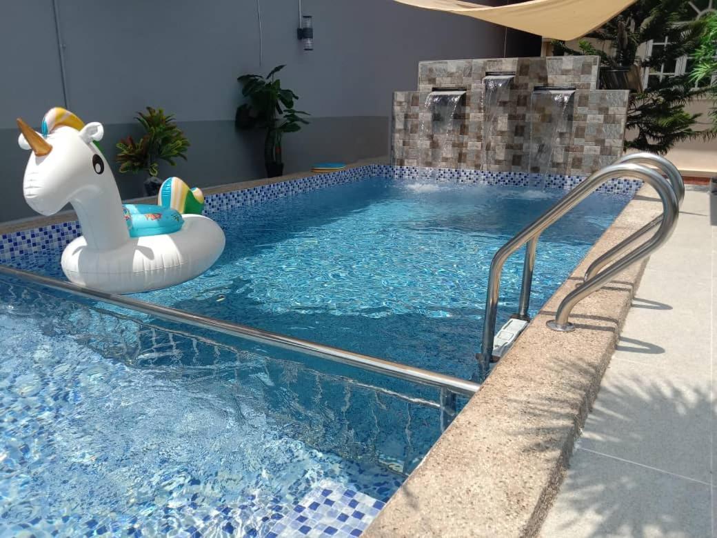 Private Pool Cassa Dinies, Wifi , Bbq,10 Pax Villa Rantau Panjang Bagian luar foto
